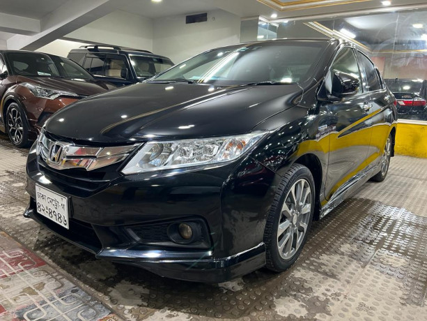 honda-grace-demandable-ex-pkg-2014-big-2