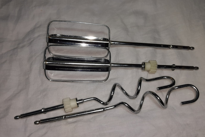 miyako-egg-beater-hand-mixer-model-hm-620-made-in-indonesia-big-4