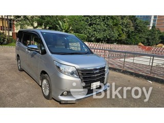 Toyota Noah G GRAED 2016