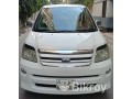 toyota-noah-2003-small-0