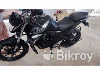 Yamaha FZS ২০১৯ 2019