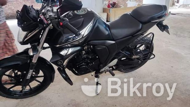 yamaha-fzs-2019-2019-big-0