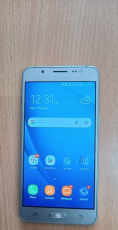 samsung-galaxy-j5-big-0