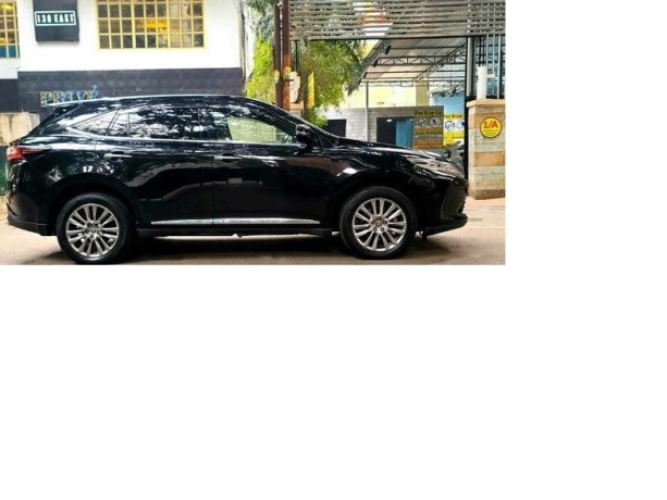 toyota-harrier-advance-premium-2017-big-2