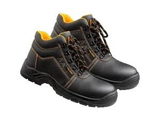 INDUSTRIAL SAFETY SHOES